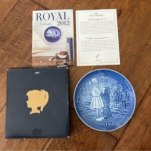 2012 Bing & Grondahl, Children's Day Plate with box and certificate.